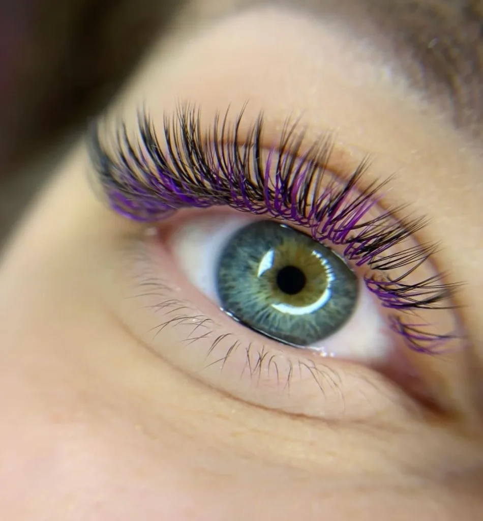 Wispy Hybrid Lashes